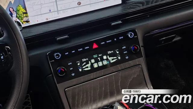 Genesis GV80 — Фото автомобиля 29