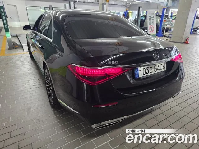 Mercedes-Benz S-Class — Фото автомобиля 7