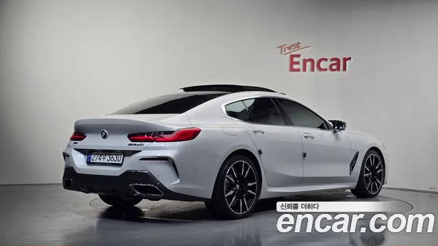 BMW 8 Series G15 — Фото автомобиля 2
