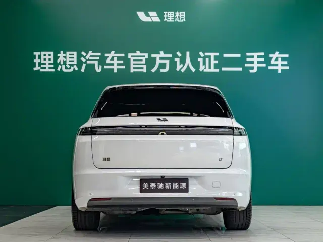 Li Auto L7 — Фото автомобиля 3