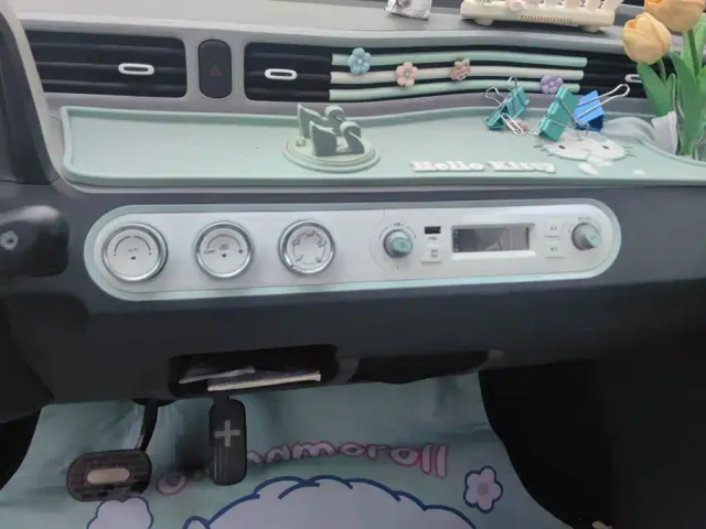 Wuling Hongguang Mini EV — Фото автомобиля 13