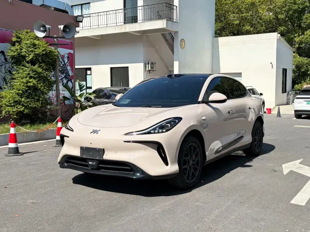 IM Motors LS6 — Фото автомобиля 2