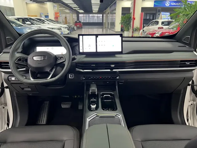 Geely Haoyue L — Фото автомобиля 5