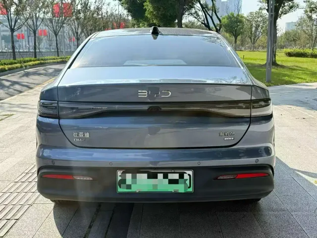 BYD Seal 05 DM-i — Фото автомобиля 11