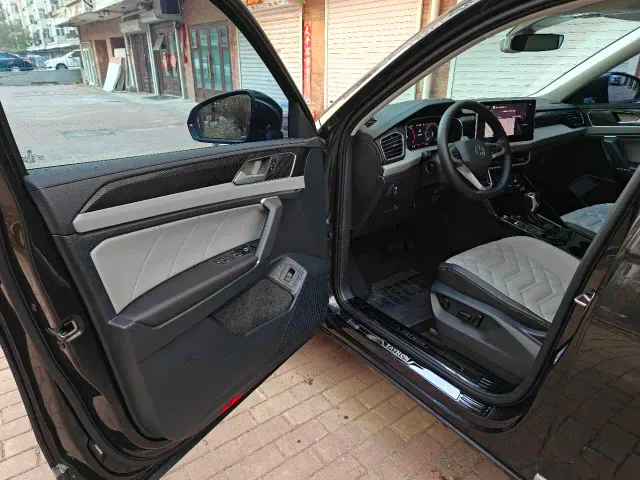 Volkswagen Tayron — Фото автомобиля 15