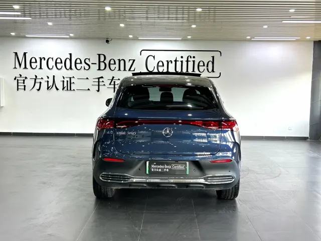 Mercedes-Benz EQE SUV — Фото автомобиля 6