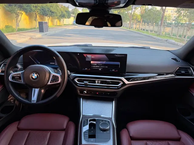 BMW 3 Series — Фото автомобиля 15