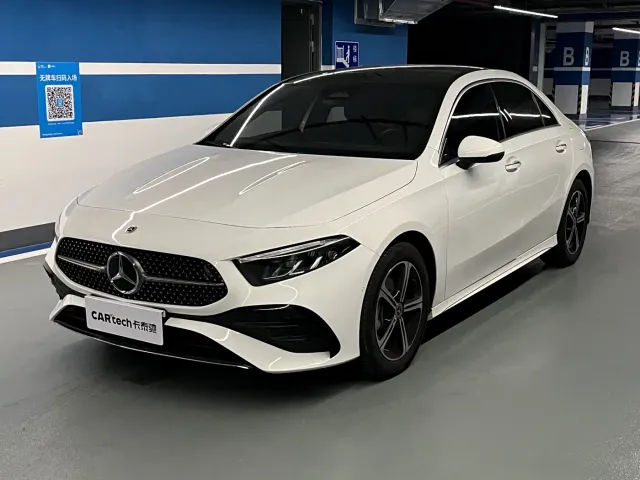 Фотография автомобиля — Mercedes-Benz A-Class
