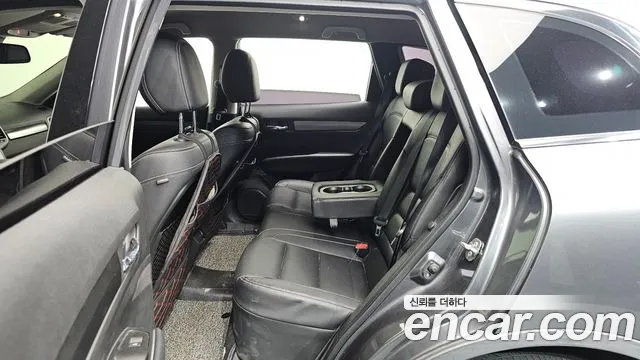 Renault-KoreaSamsung QM6 Новый QM6 2.0 GDe LE Signature 2WD — Фото автомобиля 11