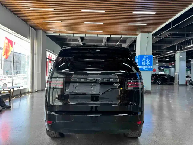 Land Rover Discovery — Фото автомобиля 15