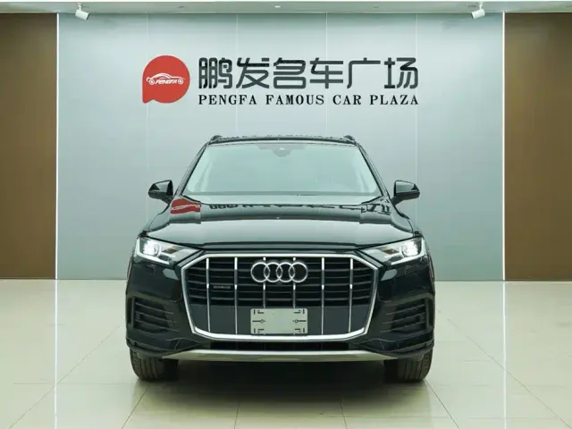 Audi Q7 — Фото автомобиля 2