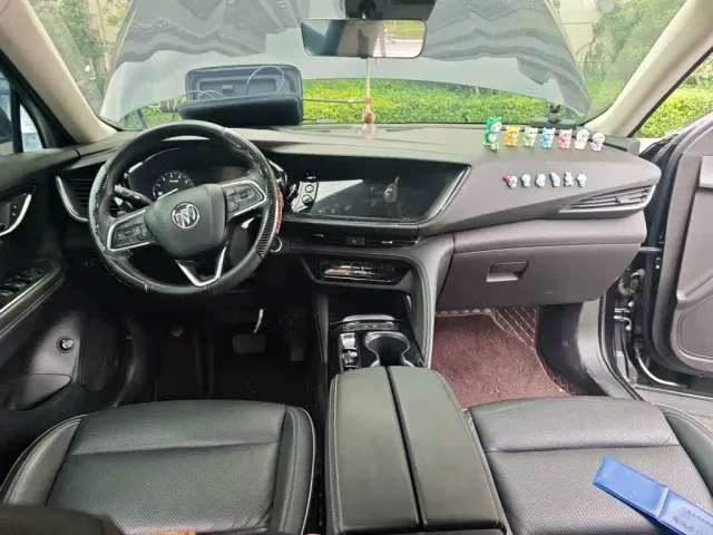 Buick Envision Plus — Фото автомобиля 5