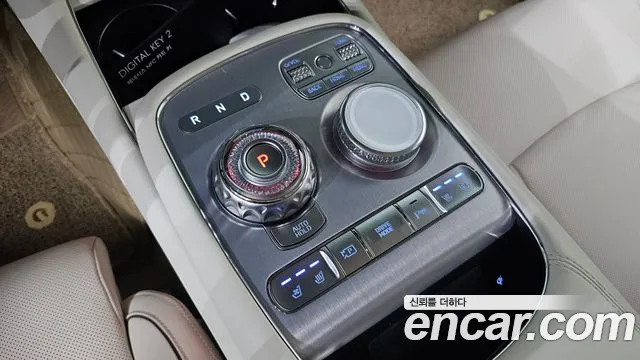 Genesis G90 Бензин 3.5 Turbo 2WD — Фото автомобиля 2