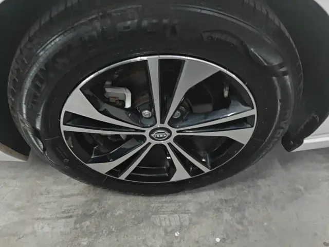 Nissan Sylphy — Фото автомобиля 22