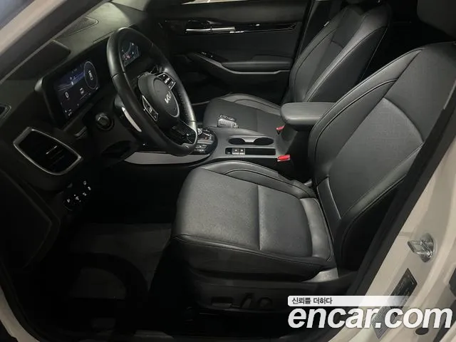 Kia Seltos New — Фото автомобиля 19
