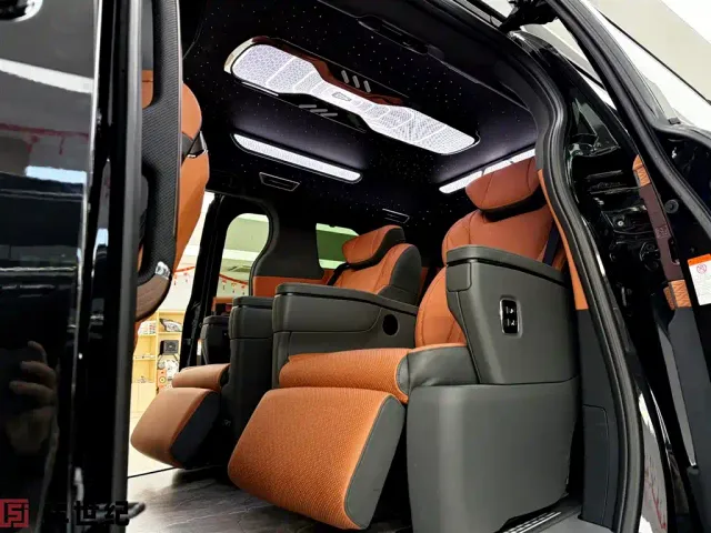 Toyota Granvia — Фото автомобиля 6