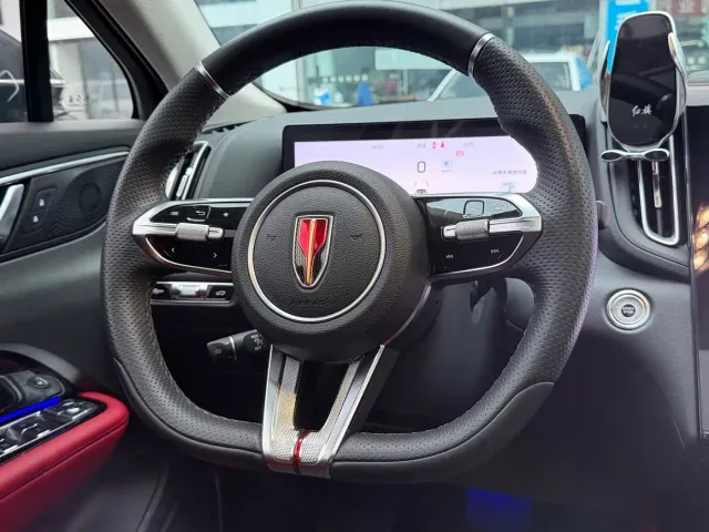 Hongqi HS3 — Фото автомобиля 15