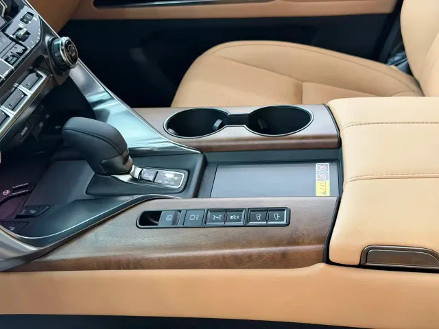 Lexus LX — Фото автомобиля 7