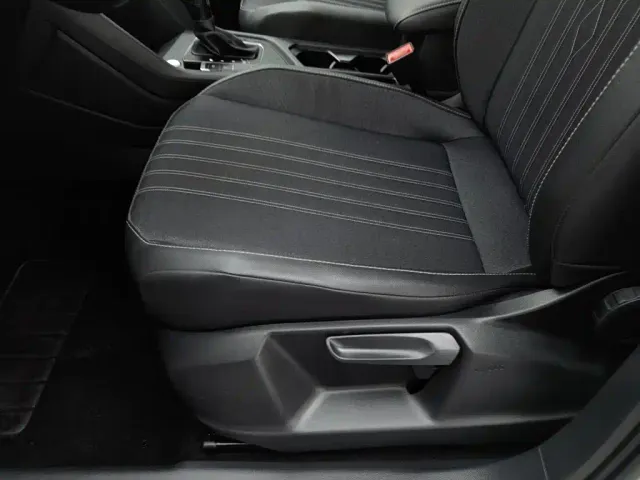 Volkswagen Tiguan L — Фото автомобиля 20
