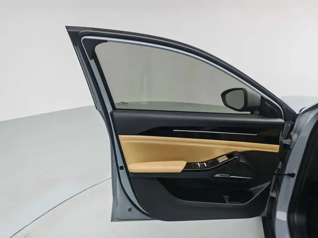 Geely Galaxy L6 — Фото автомобиля 13