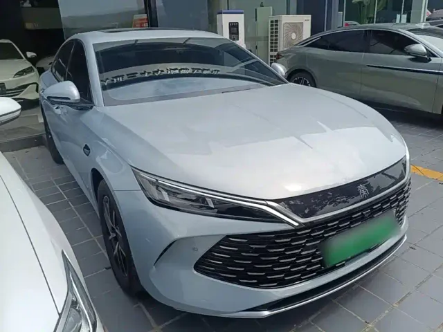 BYD Qin L — Фото автомобиля 3