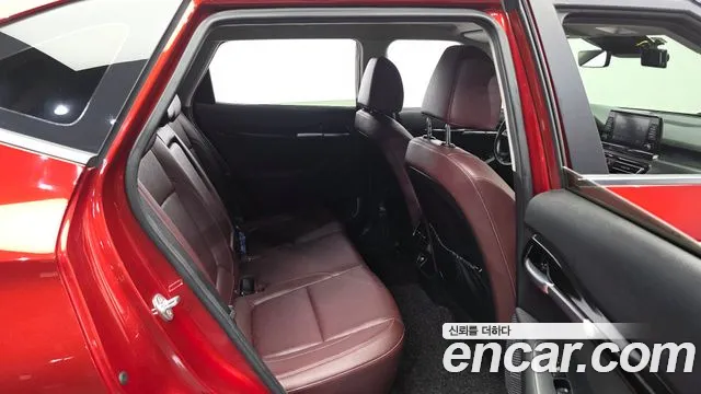 Kia Seltos Seltos Бензин 1.6 Turbo 4WD — Фото автомобиля 12
