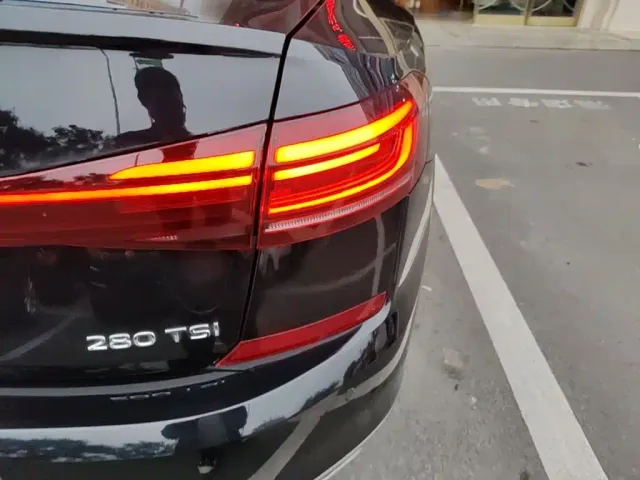 Volkswagen Passat — Фото автомобиля 7