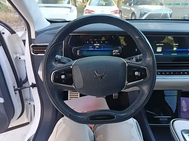 Arcfox Alpha S — Фото автомобиля 10