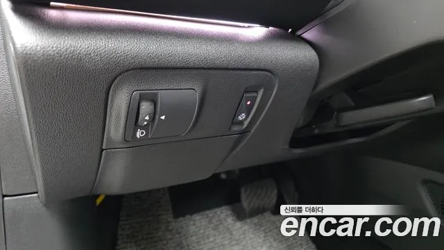 Renault-KoreaSamsung SM6 Новый SM6 1.3 TCe Feel — Фото автомобиля 18