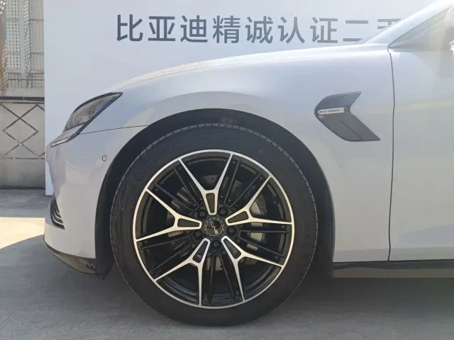BYD Seal — Фото автомобиля 5