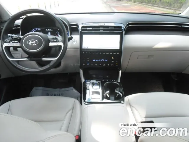 Hyundai Tucson Tucson (NX4) Бензин 1.6 турбо 2WD — Фото автомобиля 14