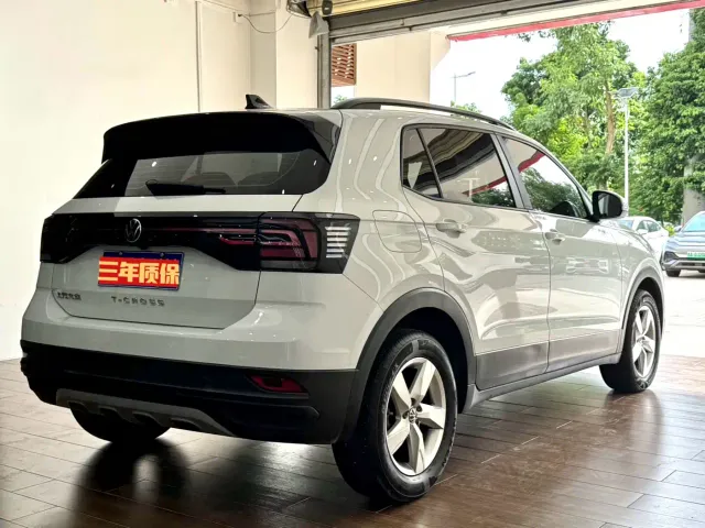 Volkswagen T-Cross — Фото автомобиля 14