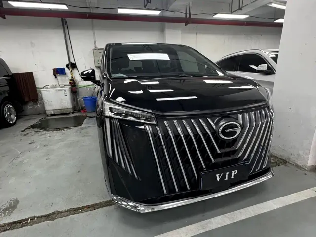 GAC Trumpchi M8 — Фото автомобиля 3
