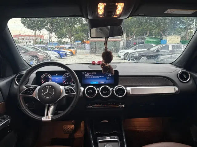 Mercedes-Benz GLB-Class — Фото автомобиля 8