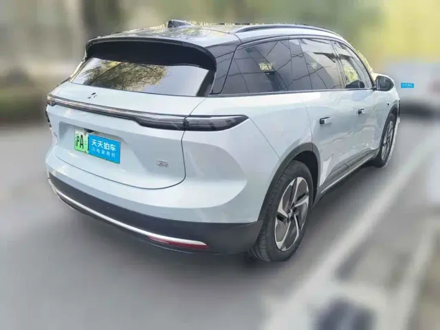 Nio ES6 — Фото автомобиля 2
