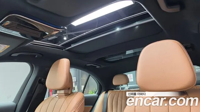 Mercedes-Benz E-Class W214 — Фото автомобиля 15