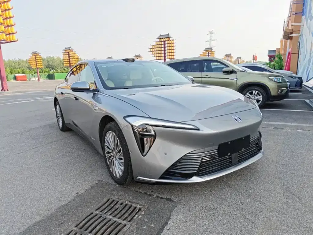Buick Zenith Sedan 2025 Model Base Version — Фото автомобиля 3