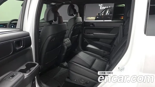 Hyundai Santa Fe — Фото автомобиля 11