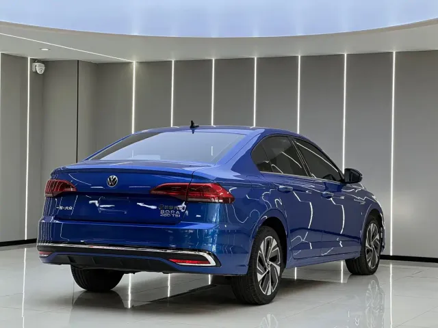 Volkswagen Bora — Фото автомобиля 16