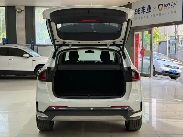 BMW X1 — Фото автомобиля 24