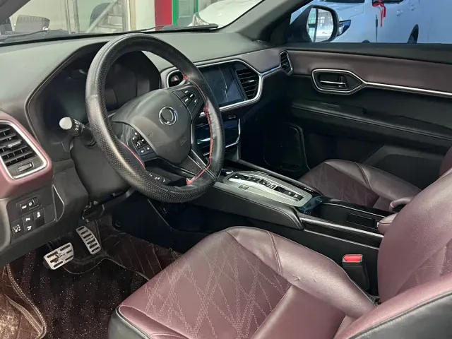 CIIMO Dongfeng Honda M-NV — Фото автомобиля 4