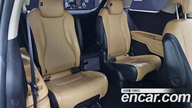 Kia Carnival 4th Gen — Фото автомобиля 17