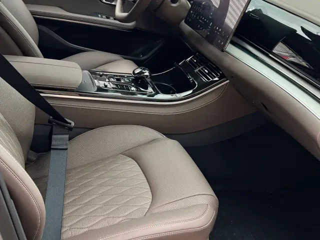 BYD Han — Фото автомобиля 14