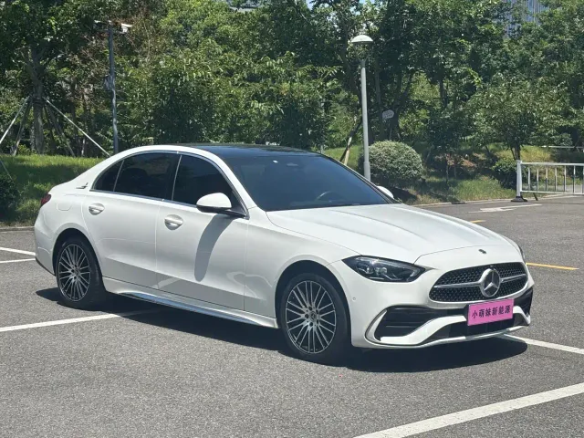 Mercedes-Benz C-Class — Фото автомобиля 3
