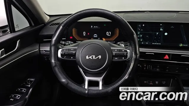 Kia K5 Новый K5 3 поколение 2.0 LPi(Для проката) — Фото автомобиля 14