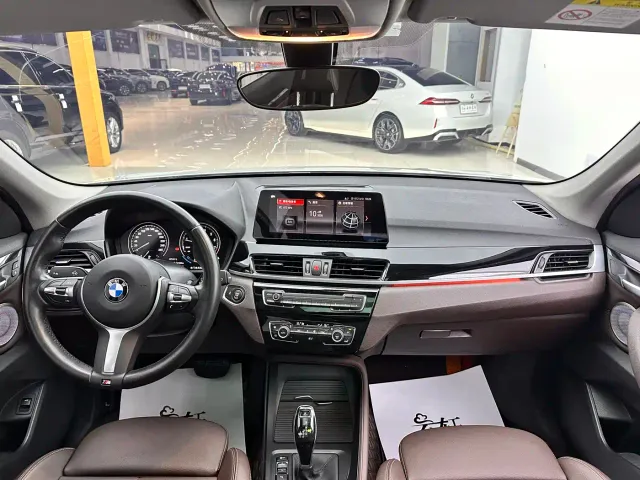 BMW X1 — Фото автомобиля 4