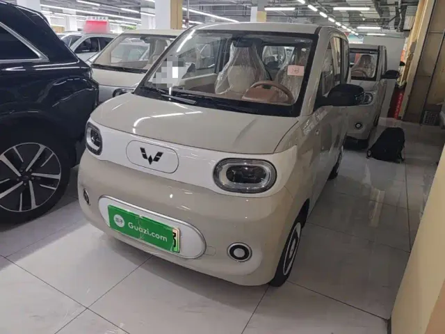 Фотография автомобиля — Wuling Hongguang Mini EV