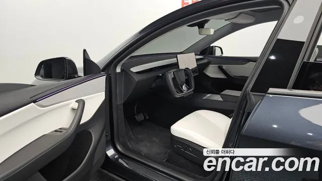 Tesla Model Y Модель Y — Фото автомобиля 2