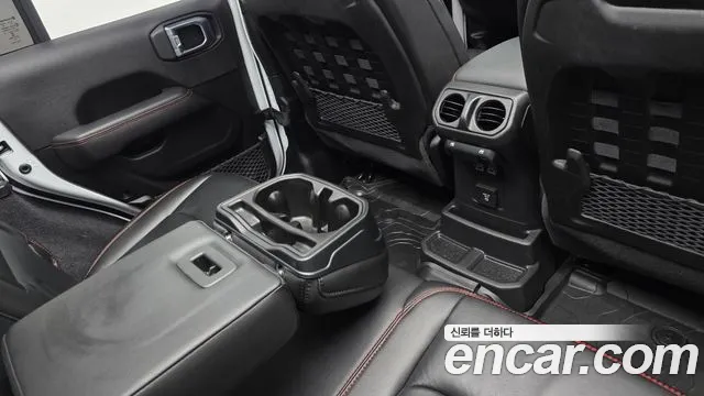 Jeep Wrangler Wrangler (JL) — Фото автомобиля 19