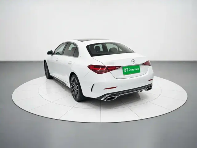 Mercedes-Benz C-Class — Фото автомобиля 4